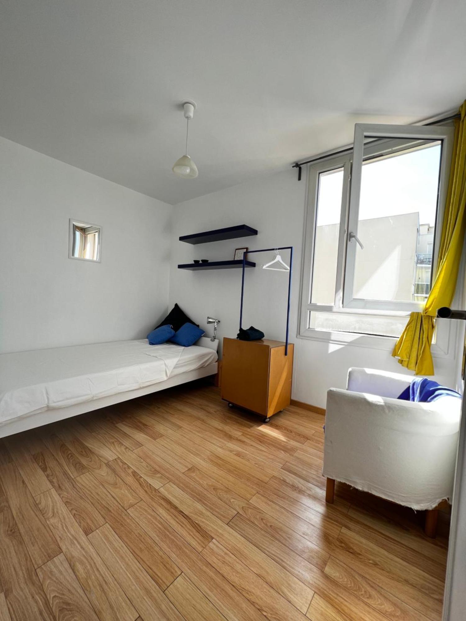Chambre Famille D'Accueil Entre Paris Et Disney Douze Minutes Centre Paris Quinze Euros De Plus Pour Frais De Menage Neuilly-sur-Marne Εξωτερικό φωτογραφία